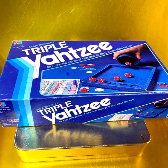 TRIPLE YAHTZEE VTG 1982 MILTON BRADLEY GAME AGES 8 to ADULT EXTRA SCORE CARDS - Picture 10 of 15